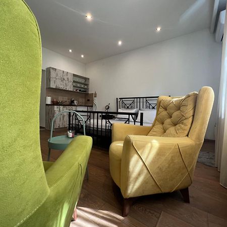 Ferienwohnung Rezervisi Slobodno, U Centru Smo Novi Sad Exterior foto