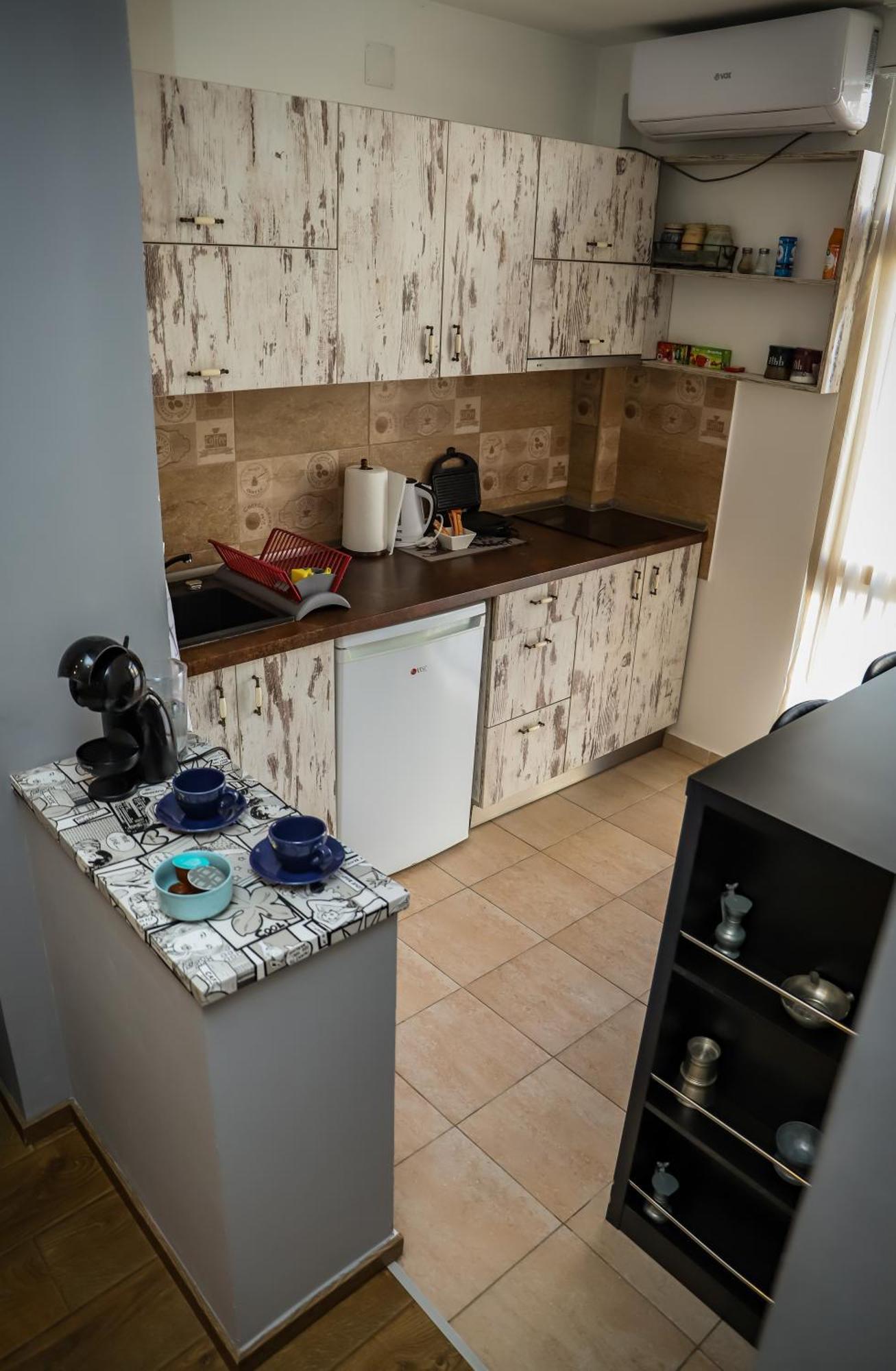 Ferienwohnung Rezervisi Slobodno, U Centru Smo Novi Sad Exterior foto